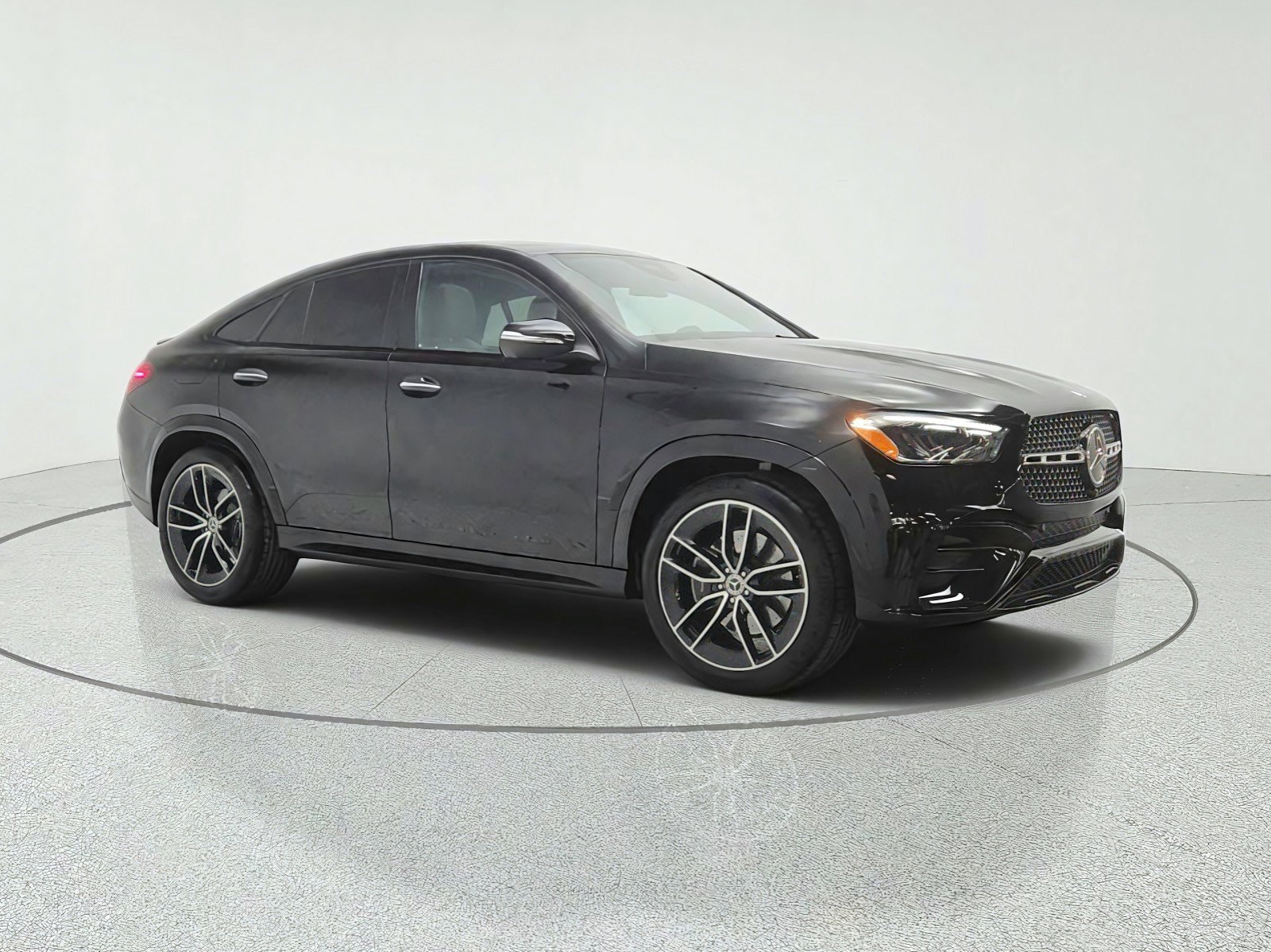 Certified 2025 Mercedes-Benz GLE 450 4MATIC Coupe image 3