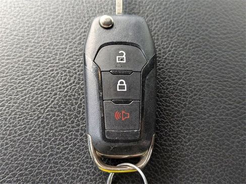 Certified 2022 Ford F250 XLT w/ XLT Premium Package image 27