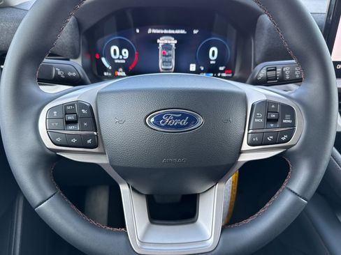 New 2026 Ford Explorer Active AWD/4WD image 22