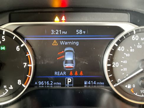 Used 2023 Nissan Altima 2.5 SR w/ SR Premium Package AWD/4WD image 15