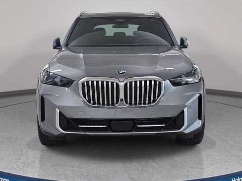 Used 2024 BMW X5 sDrive40i w/ Parking Assistance Package RWD image 3