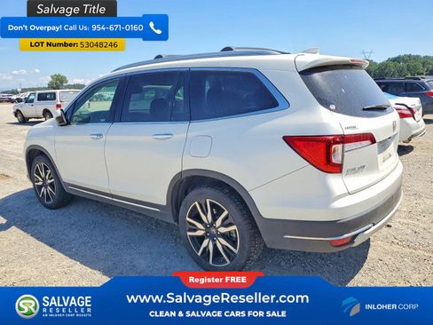 Used 2019 Honda Pilot Touring image 3