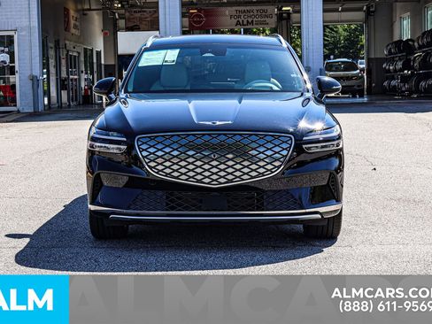 Used 2024 Genesis Electrified GV70 Advanced w/ Prestige Package image 11
