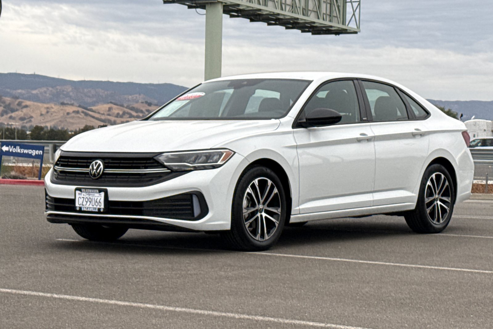 Certified 2023 Volkswagen Jetta Sport FWD image 8