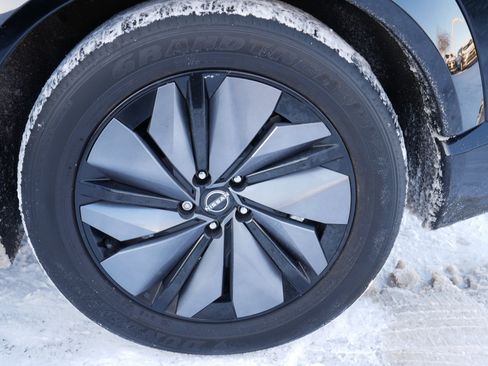 Used 2023 Nissan Ariya image 15