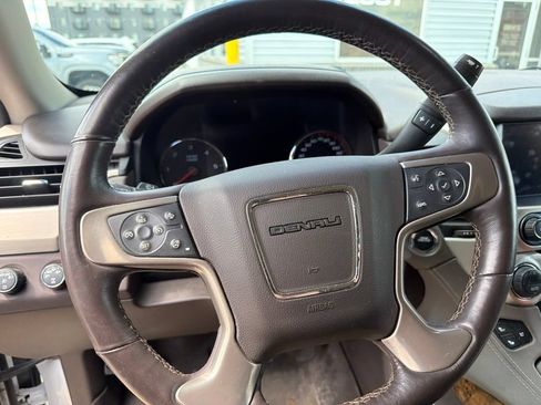 Used 2015 GMC Yukon XL Denali AWD/4WD image 19