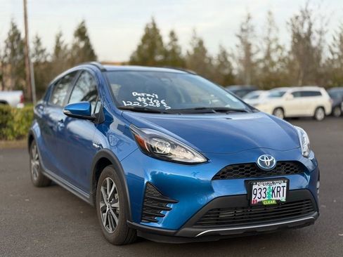Used 2018 Toyota Prius C Four image 7