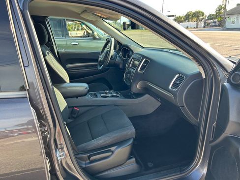Used 2017 Dodge Durango SXT w/ 3rd Row Seating Group RWD image 14