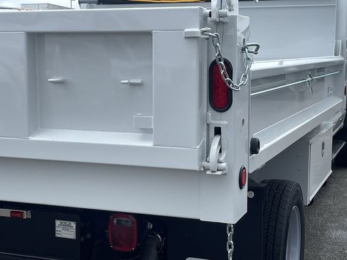 New 2024 Ford F450 XL image 9