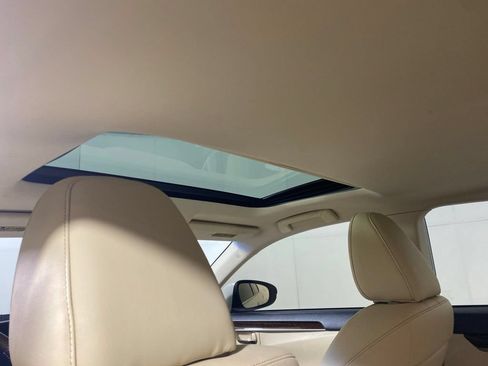 Used 2015 Lexus ES 350 w/ Premium Package FWD image 15
