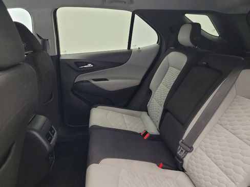 Used 2020 Chevrolet Equinox LS w/ LS Convenience Package image 18