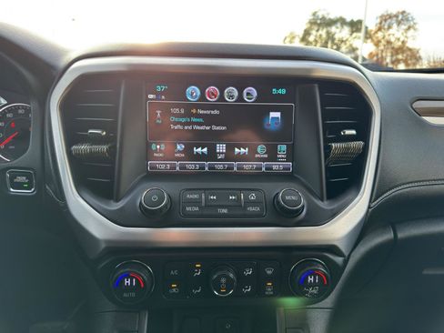 Used 2017 GMC Acadia SLE image 22