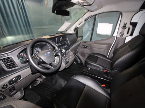 Used 2024 Ford Transit 150 Low Roof RWD image 2
