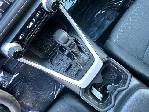 Certified 2021 Toyota RAV4 XLE image 39