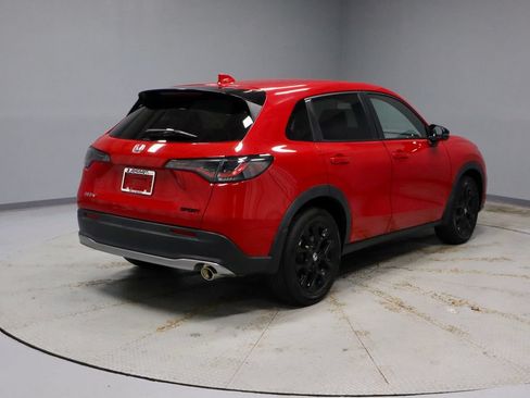 Used 2023 Honda HR-V Sport image 10