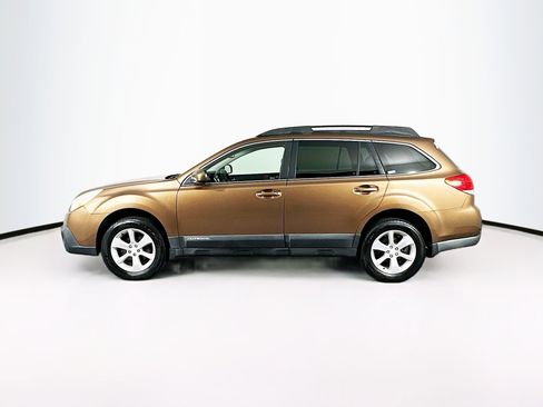 Used 2013 Subaru Outback 2.5i Premium w/ Popular Pkg 1B image 4