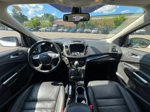 Used 2015 Ford Escape Titanium w/ Equipment Group 301A AWD/4WD image 20