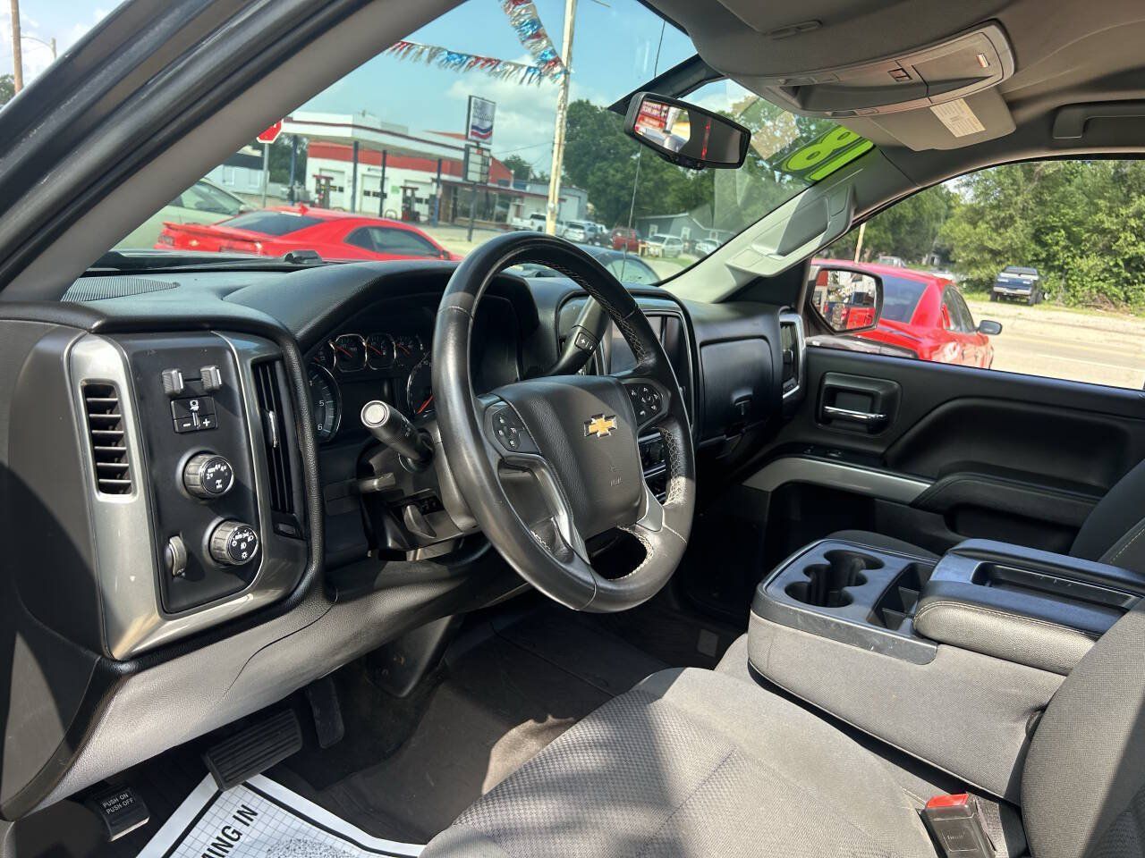 Used 2018 Chevrolet Silverado 1500 LT w/ All Star Edition AWD/4WD image 12