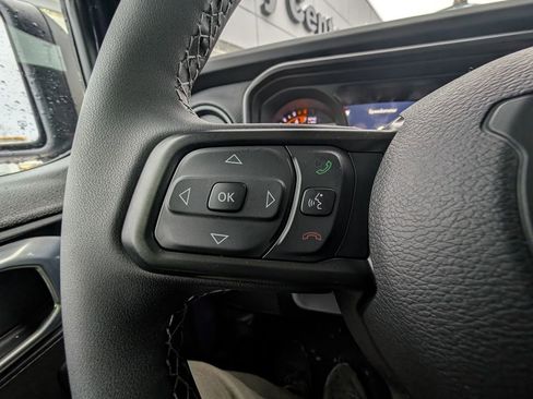 New 2026 Jeep Gladiator Rubicon w/ Steel Power Dome Hood Package AWD/4WD image 23