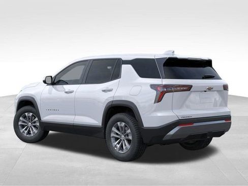 New 2026 Chevrolet Equinox LT FWD image 3