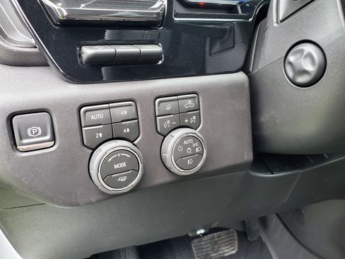 New 2026 Chevrolet Silverado 1500 ZR2 AWD/4WD image 12