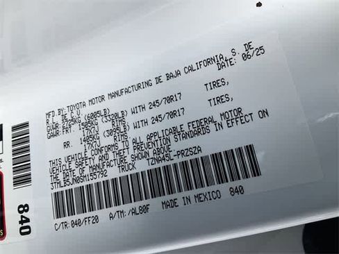 Certified 2025 Toyota Tacoma SR5 image 28