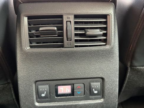 Used 2023 Mitsubishi Outlander SEL FWD image 14