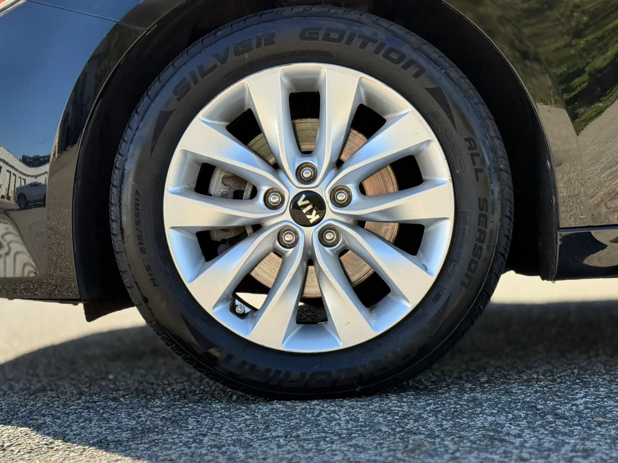 Used 2018 Kia Optima LX w/ 17" Alloy Wheels Package FWD image 29