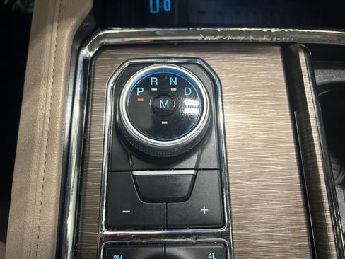 Used 2023 Ford Expedition Limited AWD/4WD image 18