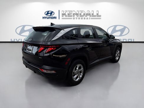 Used 2023 Hyundai Tucson SE AWD/4WD image 6