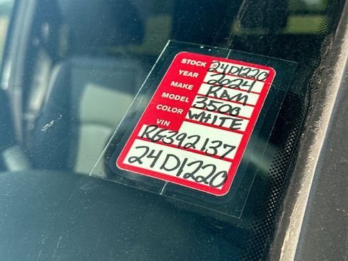 New 2024 RAM 3500 Tradesman w/ Chrome Appearance Group image 24