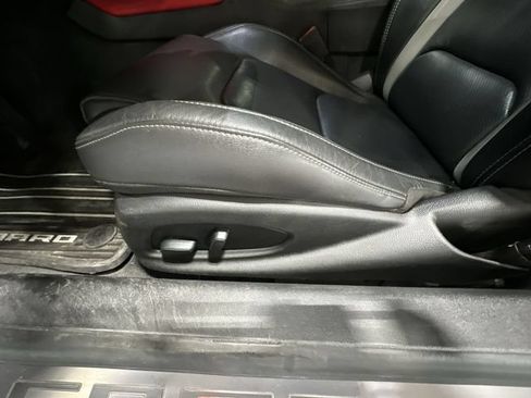 Used 2022 Chevrolet Camaro SS RWD image 18