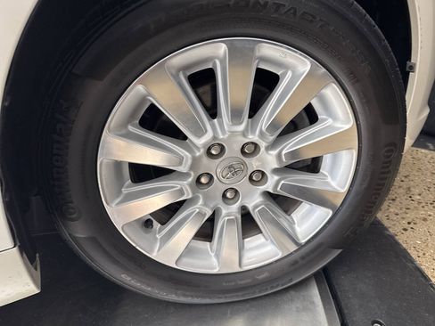 Used 2016 Toyota Sienna Limited AWD/4WD image 38