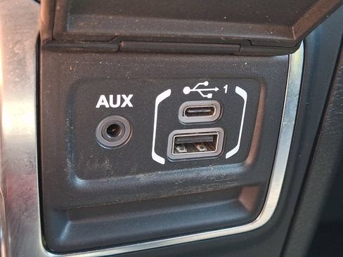 Used 2022 Jeep Wrangler Unlimited Sport AWD/4WD image 24