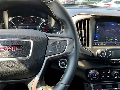Used 2023 GMC Terrain AT4 AWD/4WD image 12