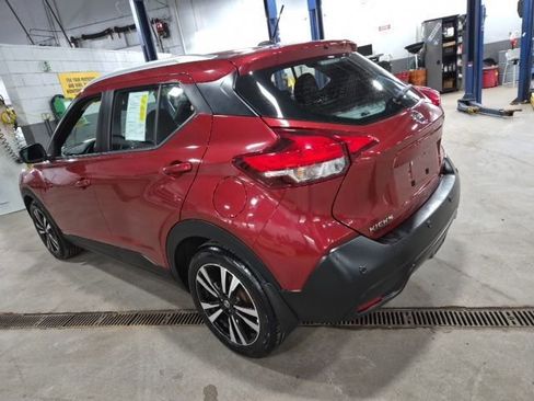 Used 2020 Nissan Kicks SV image 7