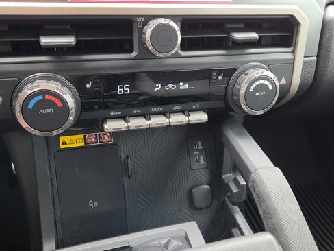 Used 2024 Toyota Tacoma TRD Sport w/ TRD Sport Upgrade Package image 22