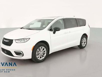 New 2026 Chrysler Pacifica Limited
