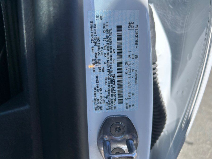 Used 2023 Ford Escape SE FWD image 65