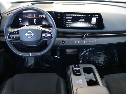 Used 2023 Nissan Ariya AWD image 20