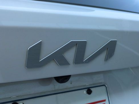 Used 2023 Kia Sorento SX FWD image 6