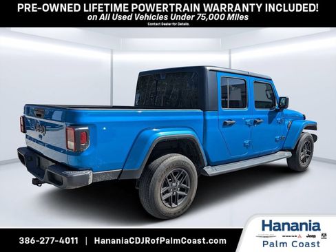 Used 2024 Jeep Gladiator Sport AWD/4WD image 3