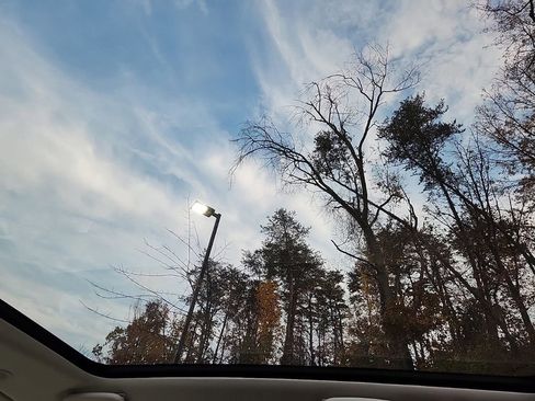 Used 2025 Land Rover Discovery Sport S image 26