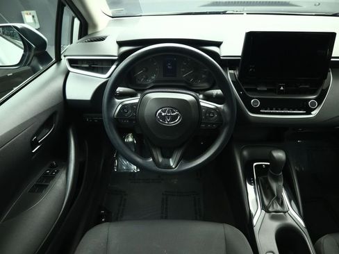 Used 2024 Toyota Corolla LE image 33