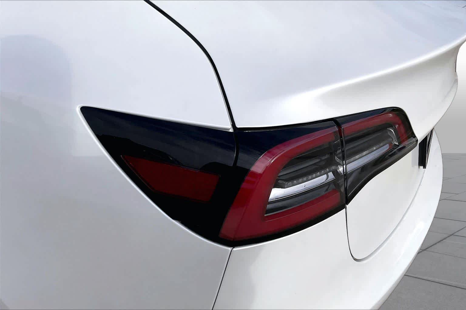 Used 2021 Tesla Model 3 Standard Range Plus RWD image 26