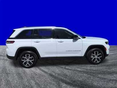 Used 2023 Jeep Grand Cherokee Limited w/ Luxury Tech Group II