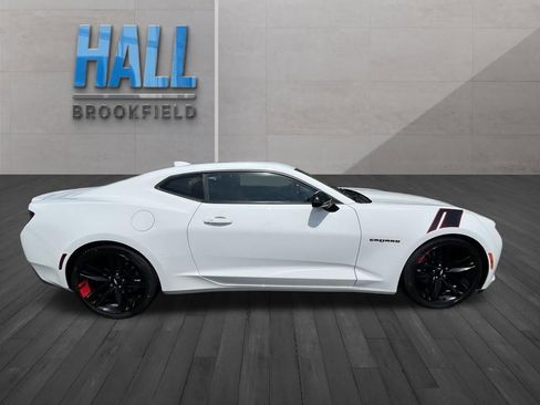 Used 2018 Chevrolet Camaro LT w/ Redline Edition RWD image 6