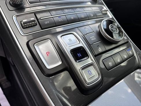 Used 2022 Hyundai Santa Fe Limited FWD image 33