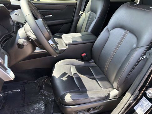 Used 2024 MAZDA CX-90 3.3 Turbo w/ Select Package image 18