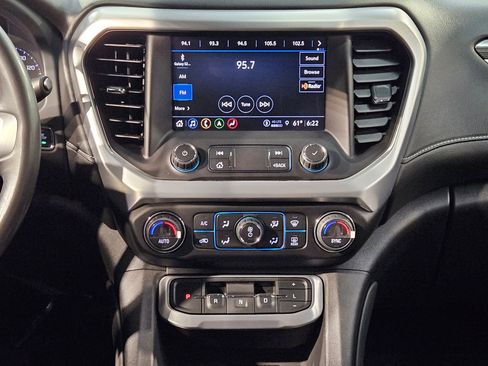 Used 2021 GMC Acadia SLT w/ Elevation Edition image 16